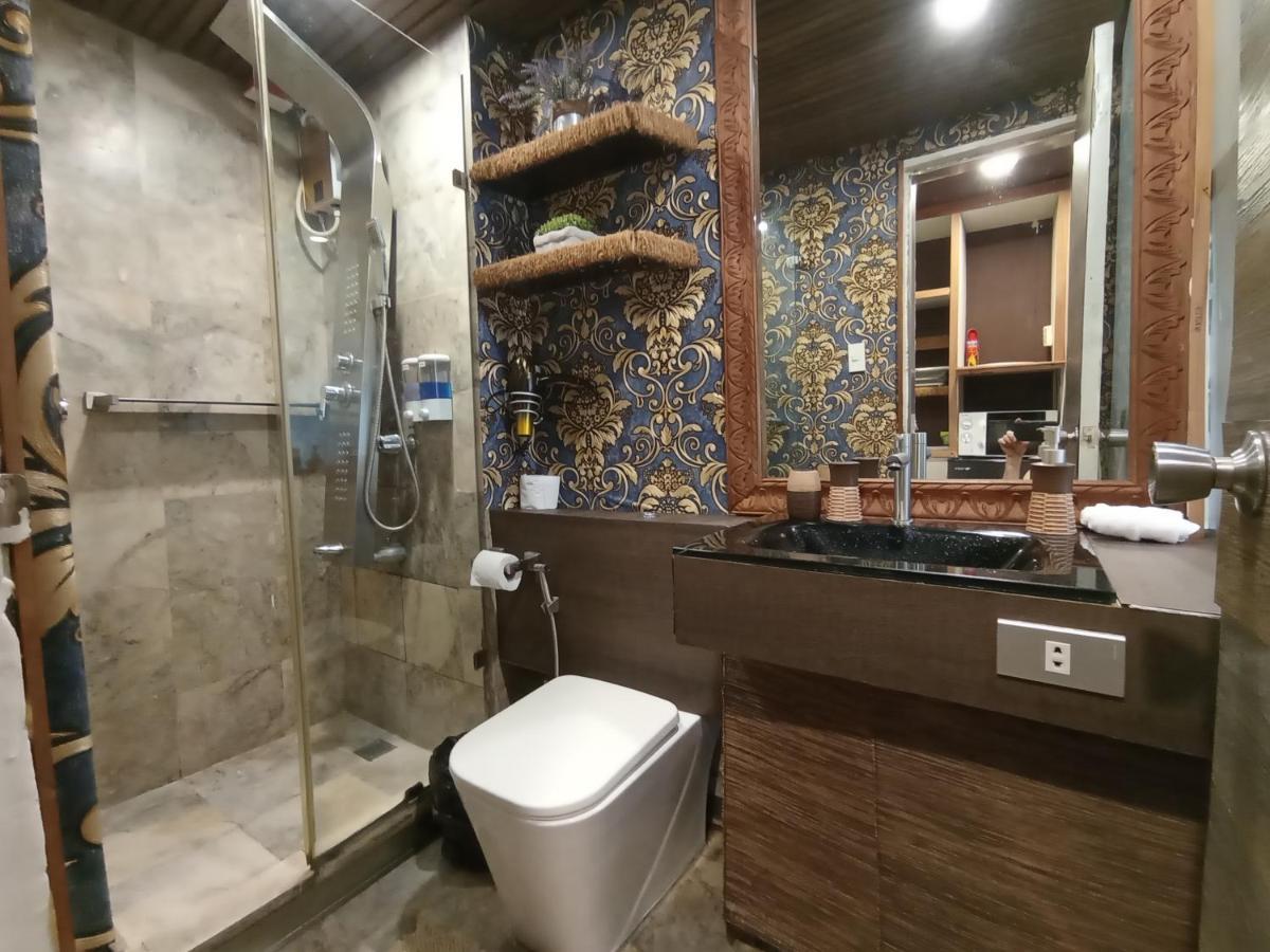 The Staycation - Serviced Rooms Manila Zewnętrze zdjęcie