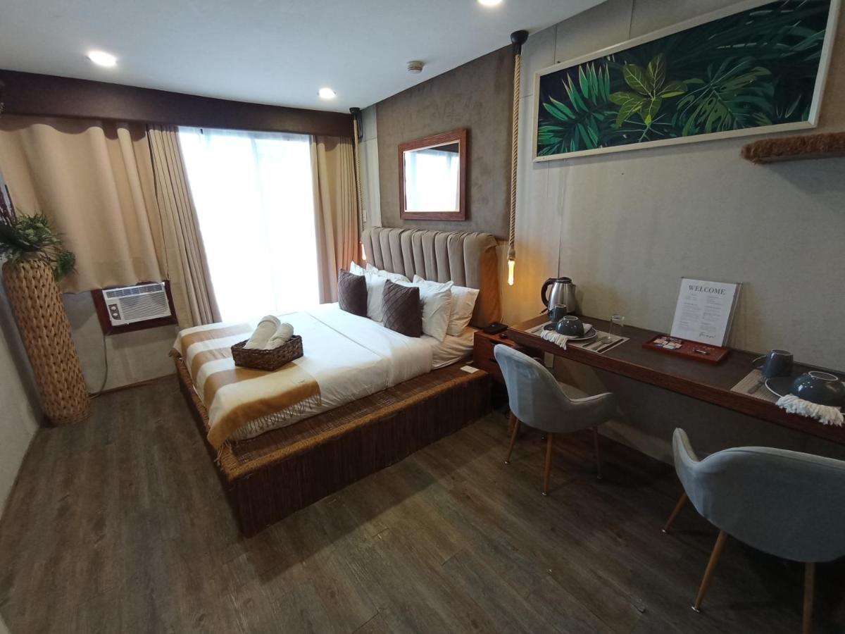 The Staycation - Serviced Rooms Manila Zewnętrze zdjęcie