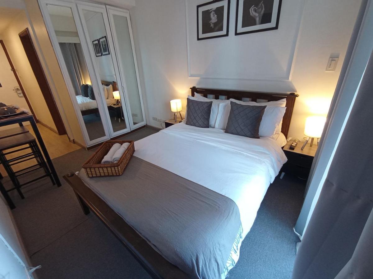 The Staycation - Serviced Rooms Manila Zewnętrze zdjęcie