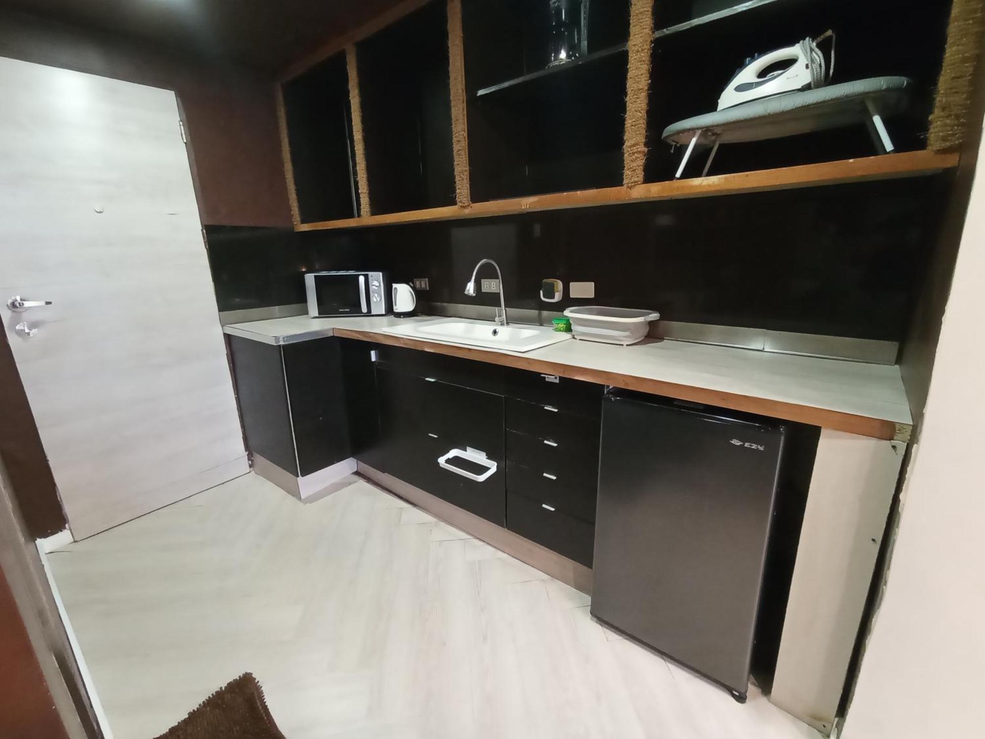 The Staycation - Serviced Rooms Manila Zewnętrze zdjęcie