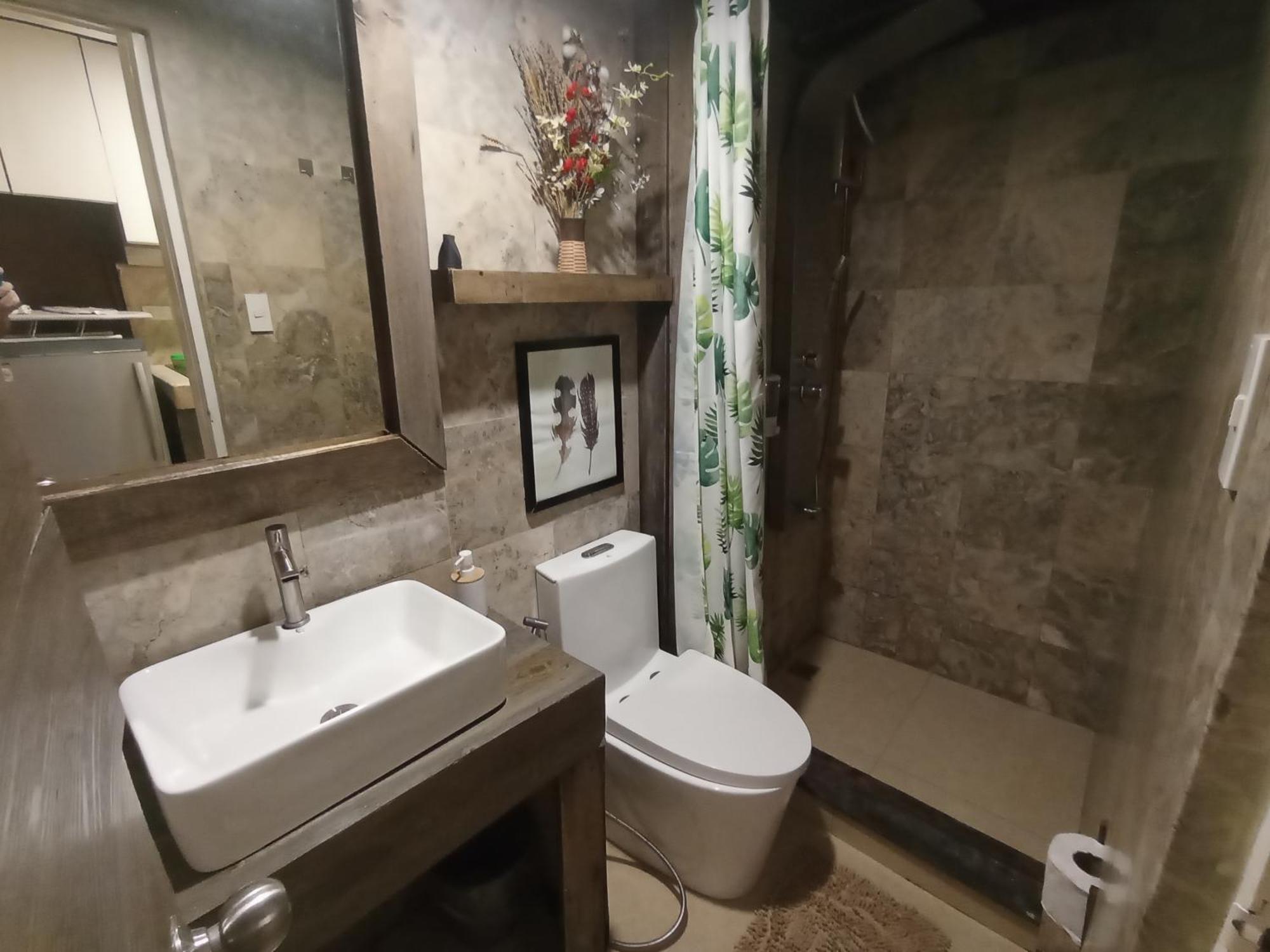 The Staycation - Serviced Rooms Manila Pokój zdjęcie