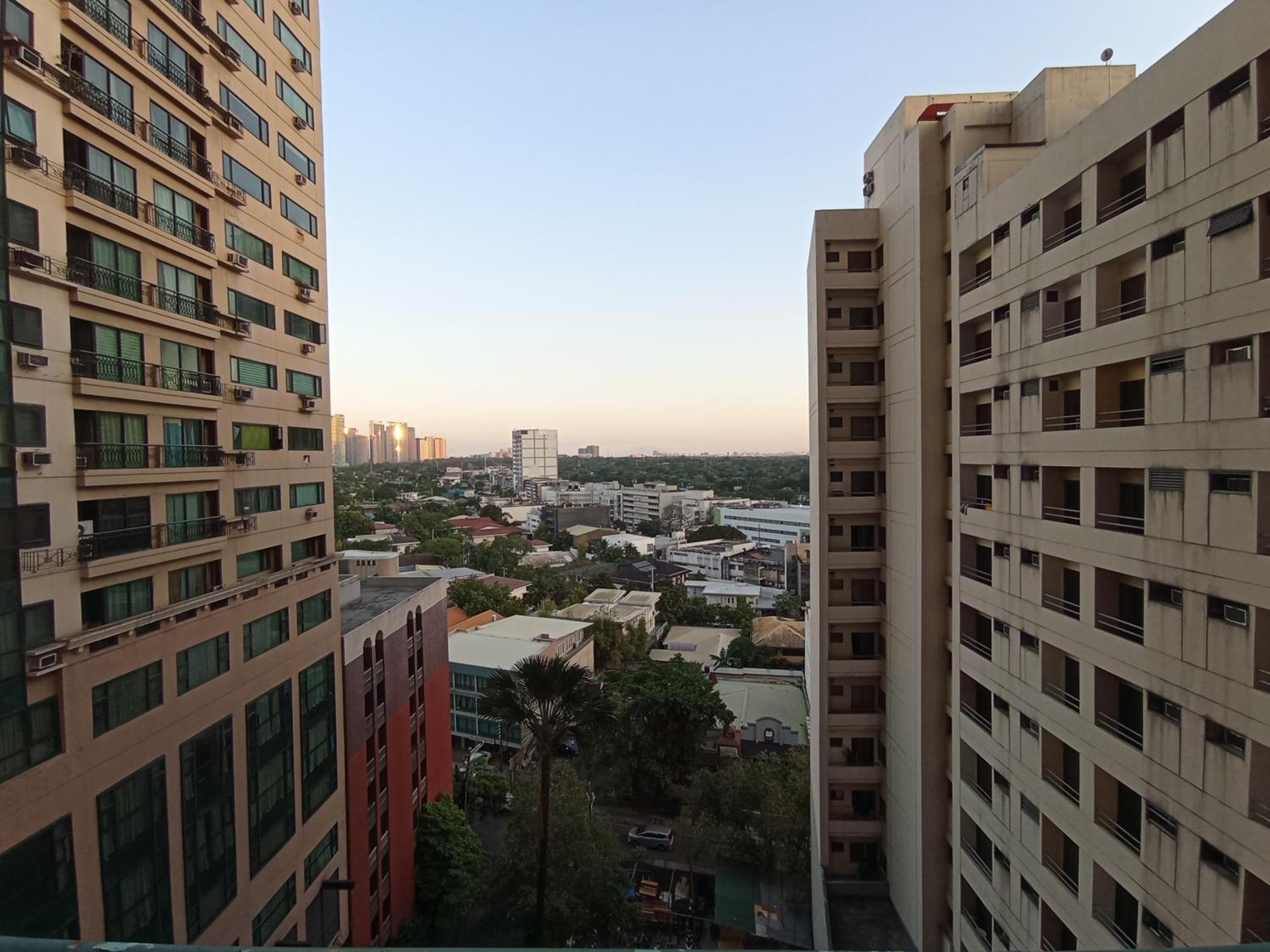 The Staycation - Serviced Rooms Manila Pokój zdjęcie
